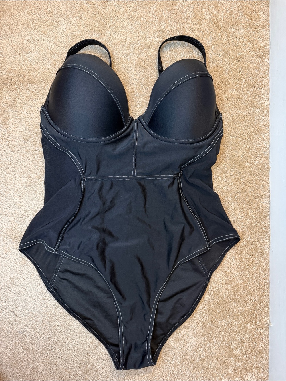 Women’s Black One-Piece Swimsuit with Structured Cups